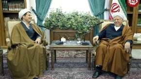 دو هاشمی رفسنجانی در یک قاب/ لبخند دیدنی هاشمی رفسنجانی در مقابل دیدن بازیگر نقش خودش