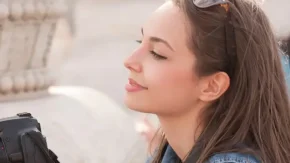 چرا احساس شما نسبت به خودتان ممکن است مانع پیشرفت‌ تان شود؟ / چگونه برچسب‌ هایی که به خود می‌ زنیم، جلوی رشد ما را می‌گیرد؟
