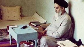 عکس رهبر در سفر خارجی/ عکس رهبر انقلاب نزدیک به نیم قرن پیش+ عکس
