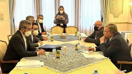 دور چهارم مذاکرات ایران و آمریکا در روز یکشنبه برگزار می گردد / خبر مهم وزیر خارجه عمان درباره مذاکرات ایران و آمریکا