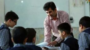 معلمان در جریان اعترا صنفی دستگیر و بازداشت شدند/ آزادی معلمان با وثیقه