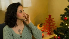 تعادل میان شادی و غم در ایام تعطیلات | چطور با سوگ مبهم در تعطیلات کنار بیاییم؟ / راهکارهای روانشناسی برای تعادل میان غم و شادی در روزهای تعطیل و شادی