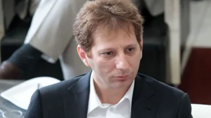 خودنمایی دوباره بابک زنجانی: ساعت فوق‌لاکچری او نگاه‌ها را خیره کرد