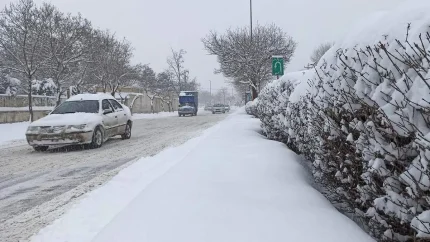 هشدار هواشناسی فردا: بارش باران و برف در شمال غرب / پیش‌بینی دقیق آب و هوا دوشنبه: کاهش دما و وزش باد شدید در تهران و البرز
