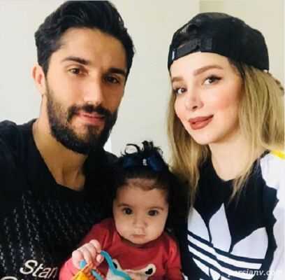 فیلم و ویدئوی رمانتیک و عاشقانه حسین حسینی با همسرش وایرال شد / لحظه‌های داغ گلر استقلال و همسرش که همه جا ترکاند! + ویدئو