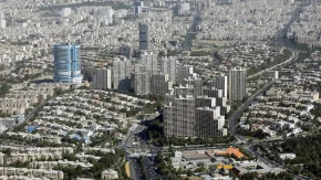 آینده بازار مسکن | پیش‌بینی نایب رییس اتحادیه املاک درباره قیمت‌ها | راهنمای خرید خانه یا صبر کردن