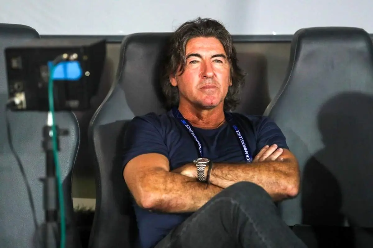 اختلافات کار دست مرد پرتغالی می‌دهد؛ پای ساپینتو روی پوست موز!