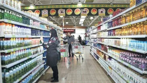 شارژ یکجای ۴ مرحله کالابرگ برای دهک‌های ۱ تا ۷ / چرا دولت این روش را انتخاب کرد؟ / بررسی اثرات بر مردم و بازار