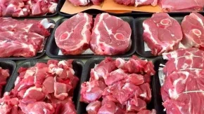 قیمت گوشت به ۸۰۰ هزار تومان رسید / جزئیات عرضه گوشت در فروشگاه‌ها و تغییرات بازار امروز