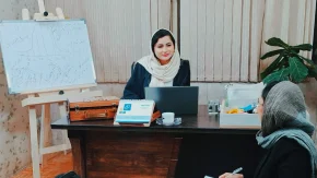 عصبانیت کودکان: راهکارهای روانشناسی برای مدیریت هیجانات از منظر دکتر پریسا کربلایی حسنی روانشناس کودک و نوجوان