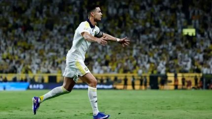 لحظه‌ای ماندگار پس از گل دوم رونالدو در بازی النصر+ عکس