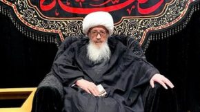 راز سجده بر تربت کربلا از دیدگاه آیت‌ الله وحید خراسانی | سجده بر تربت امام حسین(ع) تا زمین هفتم را نورانی می‌ کند/ این عمل سیره مستمر امام سجاد(ع) و زمینه‌ساز قرب الهی در نماز است