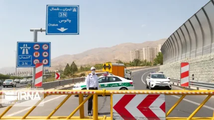 انفجار ترافیک در مسیر بازگشت از شمال؛ جاده چالوس رسما مسدود شد | طرح یک طرفه کندوان اجرا شد / تردد در چالوس از مرزن آباد ممنوع؛ آزادراه تهران-شمال جایگزین شد