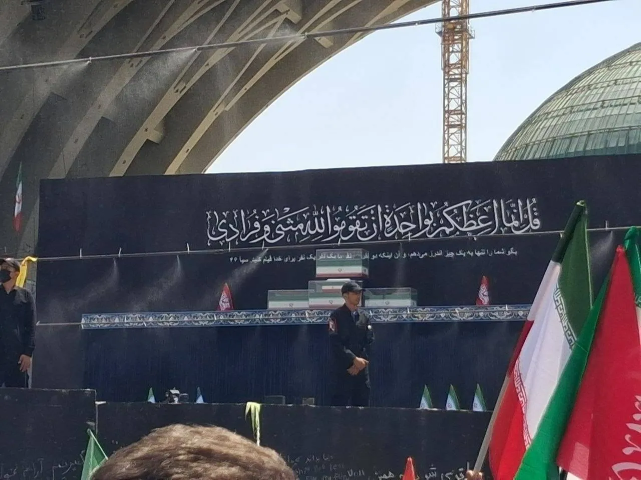نماز میت بر پیکر رهبر شهید ایران با امامت آیت الله سبحانی برگزار می شود | جزئیات کامل مراسم و ترتیب اقامه نماز