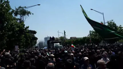 مراسم تشییع رهبر شهید در عراق و جزییات کامل زمان و مکان | ورود پیکر سه شنبه به نجف / تشییع چهارشنبه از نجف به کربلا و طواف در سه حرم مطهر + استقبال رسمی نخست وزیر