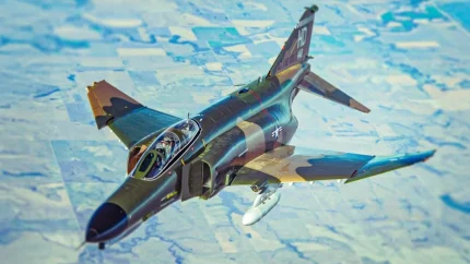تحول هوانوردی دریایی با F 4 Phantom II | انقلابی در نبرد هوایی: از درگیری‌های نزدیک به شکار با موشک در دوربرد / جنگنده‌ای که برای رهگیری طراحی شد اما به یک بمب‌افکن تمام‌عیار تبدیل شد + رکوردشکنی ۱۶ گانه در ۲۸ ماه
