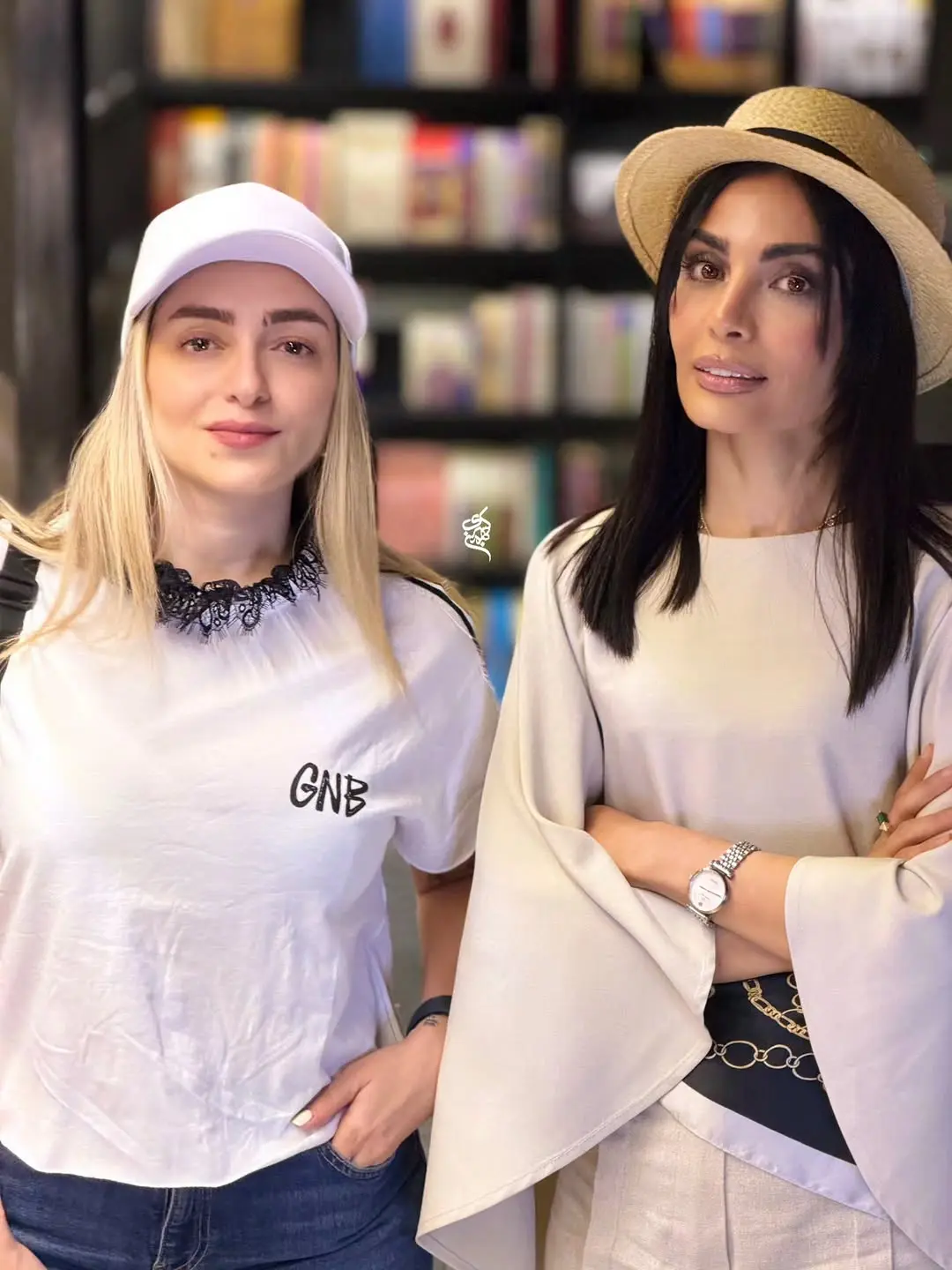 استایل تابستانی و شیک صحرا اسداللهی در یک رویداد هنری؛ این تیپ خاص حسابی دیده شد / تیپ متفاوت صحرا اسداللهی در مراسم هنری؛ استایل تابستانی بازیگر جوان سوژه شد + عکس / حضور چشمگیر صحرا اسداللهی با یک استایل شیک و تابستانی؛ تصویری که در فضای مجازی وایرال شد
