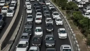 مراسم تشییع رهبر شهید و محدودیت‌های ترافیکی ۱۵ تیر ۱۴۰۵ | ترافیک سنگین در محورهای چالوس و هراز و ورودی‌های تهران / ۱.۲ میلیون پارکینگ در مبادی ورودی + سه حلقه ترافیکی اطراف مصلی؛ استفاده از حمل‌ و نقل عمومی الزامی است