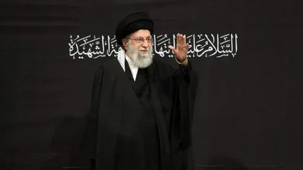 مراسم رسمی ادای احترام به پیکر رهبر شهید جمعه برگزار می‌شود