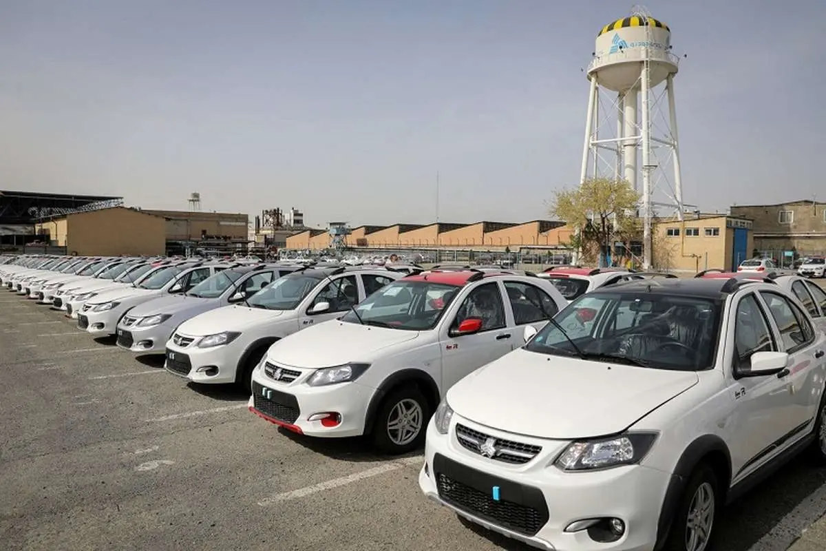 قیمت خودرو تا پایان تابستان ۱۴۰۵؛ سناریوی محتمل، رکود تورمی و کاهش محدود