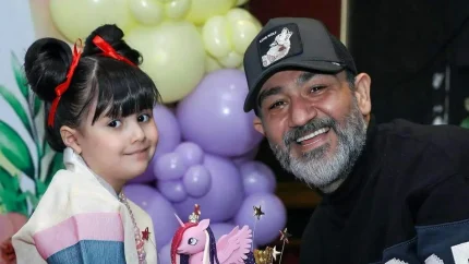 هنر و سریال نمایش خانگی ۱۲ تیر ۱۴۰۵ | قاب متفاوت از دختر مهران غفوریان و هادی حجازی‌ فر در سریال «کلاغ» + عکس / نخستین تجربه هانا غفوریان در نقش جدید؛ حضور در کنار پدر و بازیگران مطرح