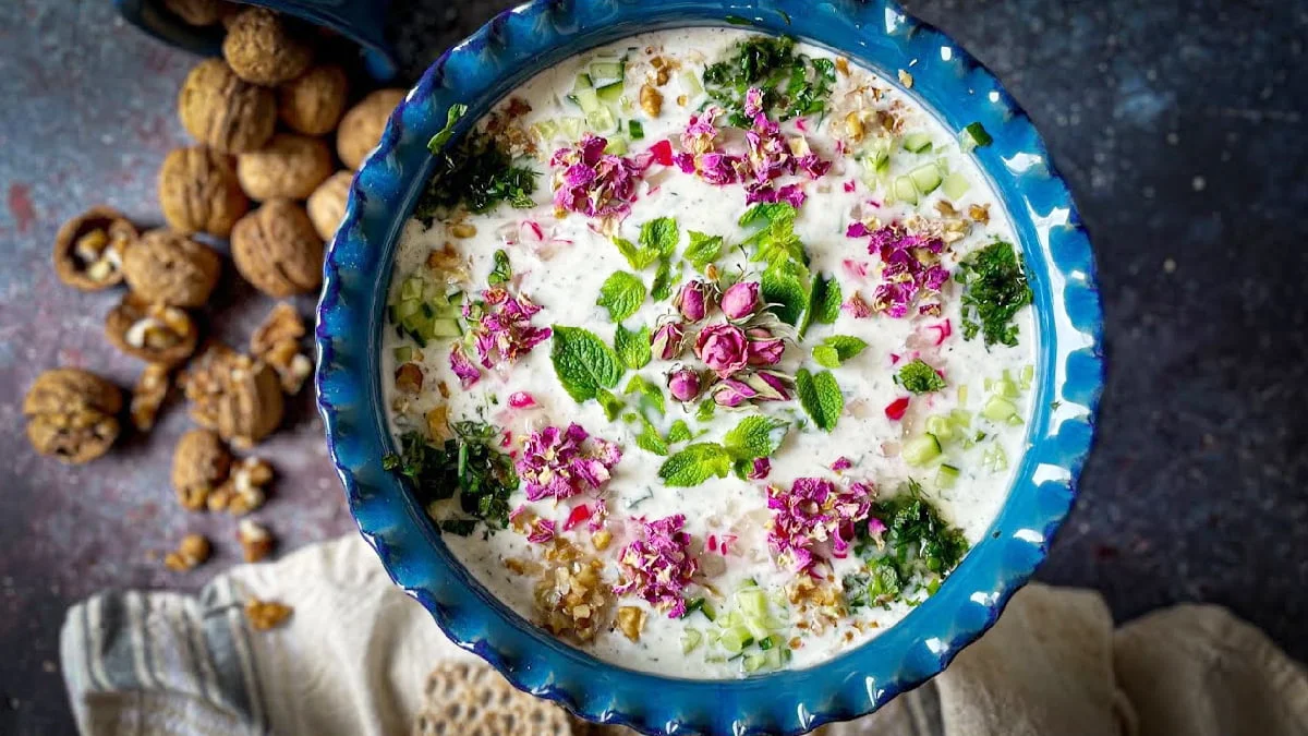 غذاهای تابستانی + آموزش پخت؛ ۱۵ غذای خنک و مقوی برای روزهای گرم