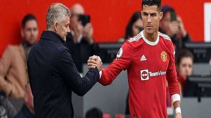 تصاویر گریه‌های تلخ رونالدو بعد از حذف پرتغال؛ آخرین نگاه CR7 به جام طلایی/ وداعی که تاریخ فوتبال را تکان داد