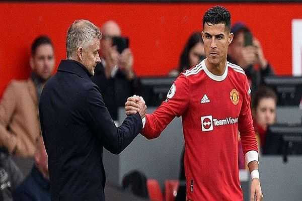 تصاویر گریه‌های تلخ رونالدو بعد از حذف پرتغال؛ آخرین نگاه CR7 به جام طلایی/ وداعی که تاریخ فوتبال را تکان داد
