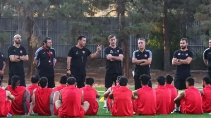 پرسپولیس برای فروش بازیکنش به سپاهان شرط گذاشت؛ انتقال در آستانه توافق؛ جزئیات درخواست سرخ‌ها برای صدور رضایت‌نامه