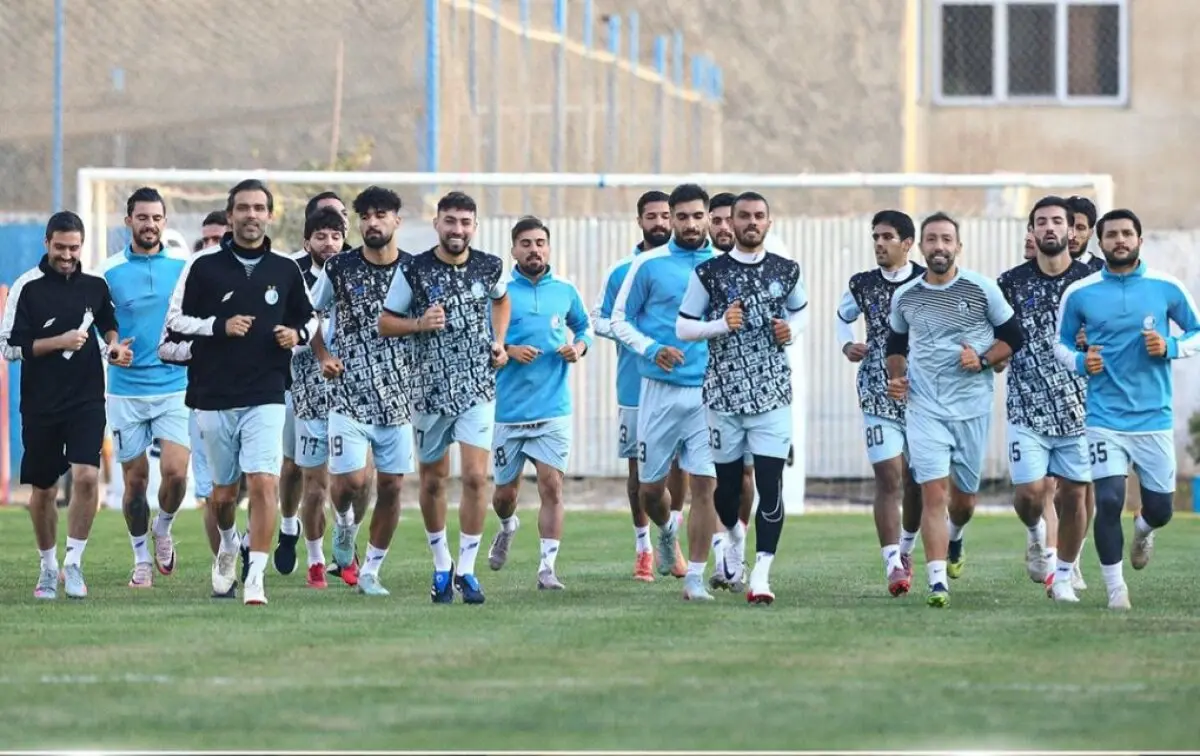 خبر فوری استقلال | اولین دیدار آبی‌ ها در لیگ برتر جمعه ۲۳ مرداد ساعت ۱۹:۳۰ در ورزشگاه شهدای شهرقدس برگزار می‌شود / آغاز بلیت‌فروشی؛ ۴۸۰۰ سهمیه برای هواداران استقلال و ۶۰۰ بلیت برای تماشاگران مس شهر بابک