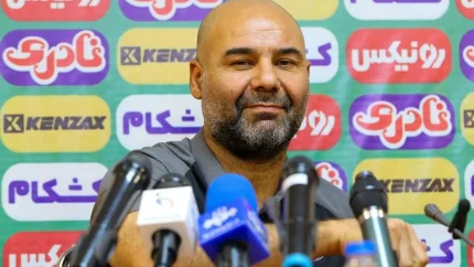 استقلال در آستانه یک تغییر بزرگ؛ آدان برمی‌گردد، آسانی منتظر مجوز و یک بازیکن جدا شد / خبر داغ نقل‌وانتقالات استقلال؛ تکلیف یاسر آسانی و آنتونیو آدان به کجا رسید؟ / پنجره بسته استقلال را متوقف نکرد؛ آخرین تحولات نقل‌وانتقالاتی آبی‌ها در ۲۲ مرداد