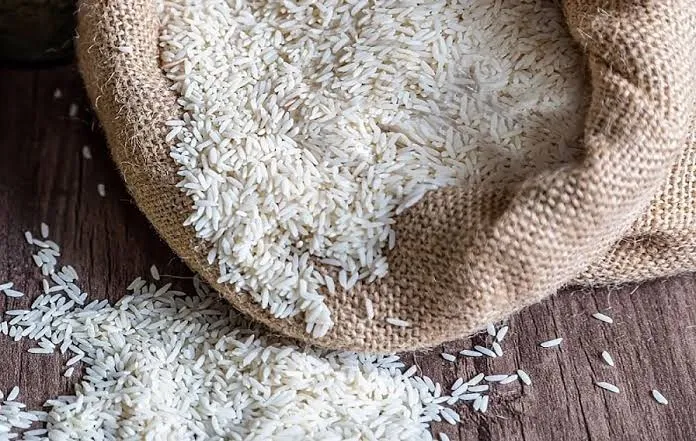 اخبار فوری بازار برنج | برنج خارجی در بازار ایران ارزان شد؛ کاهش قیمت انواع برنج هندی و پاکستانی در پی افزایش ۲۱ درصدی واردات / نرخ هر کیلو برنج پاکستانی به ۷۰ تا ۱۰۰ هزار تومان رسید؛ معاون وزیر جهاد: واردات تدریجی برای جلوگیری از آسیب به تولید داخل و افزایش قیمت‌ها ضروری است