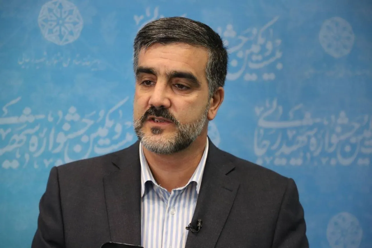 حمل جاده‌ای کالا در شرایط جنگی ۳۰ درصد افزایش یافت؛ جزئیات رشد جابه‌جایی کالا در روزهای بحرانی / افزایش ۳۰ درصدی حمل جاده‌ای کالا؛ آخرین آمار حمل‌ونقل جاده‌ای در شرایط جنگی / حمل جاده‌ای کالا افزایش یافت؛ چرا جابه‌جایی کالا در شرایط جنگی ۳۰ درصد بیشتر شد؟
