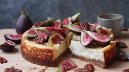 تارتلت چیزکیک انجیر؛ دسر شیک و خوشمزه برای عصرانه و پذیرایی / طرز تهیه این شیرینی خانگی لذیذ