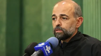 محرم نویدکیا: اهل استعفا نیستم؛ اگر مربی بهتری برای سپاهان پیدا شود، می‌روم / واکنش سرمربی به نتایج اخیر طلایی‌پوشان 