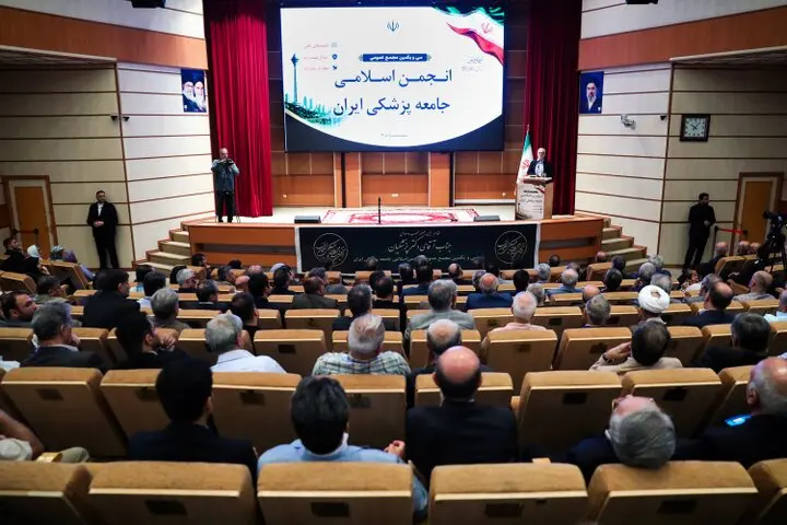 پزشکیان آب پاکی را روی دست منتقدان ریخت / بنزین ۱۳۰ هزار تومانی و فروش ۱۵۰۰ تومانی؛ رئیس جمهور چه گفت؟ / جزئیات مهم