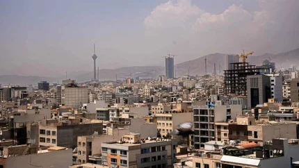 وام مسکن ملی دوباره خبرساز شد / سقف تسهیلات نهضت ملی مسکن به ۸۵۰ میلیون تومان رسید / جزئیات افزایش وام و مشمولان را ببینید / خبر مهم برای متقاضیان وام مسکن ملی / افزایش سقف تسهیلات از ۶۵۰ به ۸۵۰ میلیون تومان تصویب شد / شرط مهم برای دریافت وام جدید چیست؟ / وام مسکن ملی ۱۴۰۵ بالا رفت / سقف تسهیلات به ۸۵۰ میلیون تومان رسید / آیا افزایش وام برای همه متقاضیان اجرا می‌شود؟