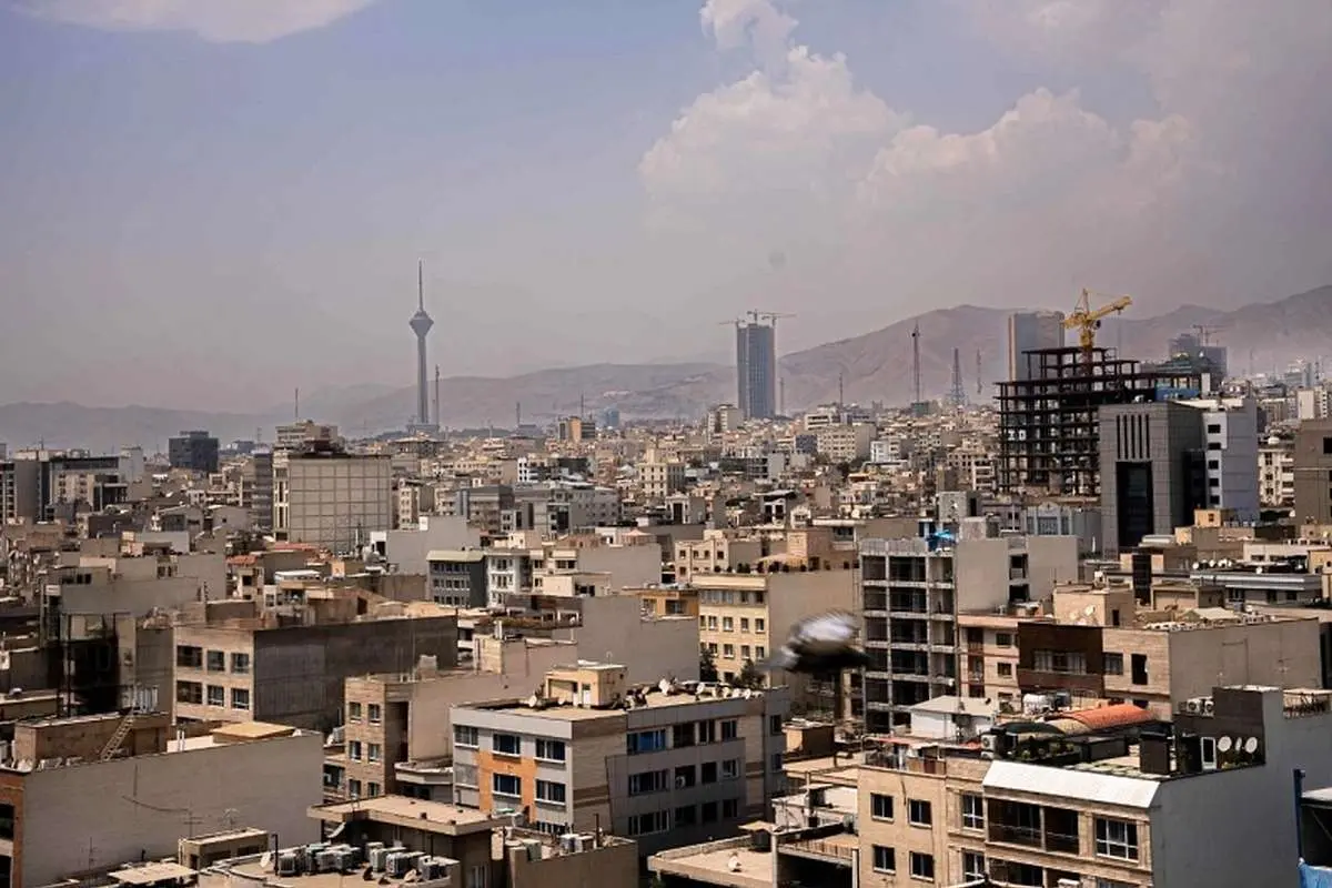 وام مسکن ملی دوباره خبرساز شد / سقف تسهیلات نهضت ملی مسکن به ۸۵۰ میلیون تومان رسید / جزئیات افزایش وام و مشمولان را ببینید / خبر مهم برای متقاضیان وام مسکن ملی / افزایش سقف تسهیلات از ۶۵۰ به ۸۵۰ میلیون تومان تصویب شد / شرط مهم برای دریافت وام جدید چیست؟ / وام مسکن ملی ۱۴۰۵ بالا رفت / سقف تسهیلات به ۸۵۰ میلیون تومان رسید / آیا افزایش وام برای همه متقاضیان اجرا می‌شود؟