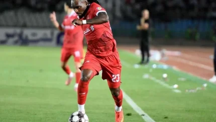 اخبار داغ نقل و انتقالات پرسپولیس | وینگر آفریقایی پرسپولیس ماندنی شد؛ تصمیم نهایی برای سرنوشت یکی از خریدهای خارجی / تارتار و مدیران باشگاه بر سر ماندن یا جدایی این بازیکن به توافق رسیدند؛ پرسپولیس از نیم‌فصل با یک مهره‌ی جدید قوت می‌گیرد