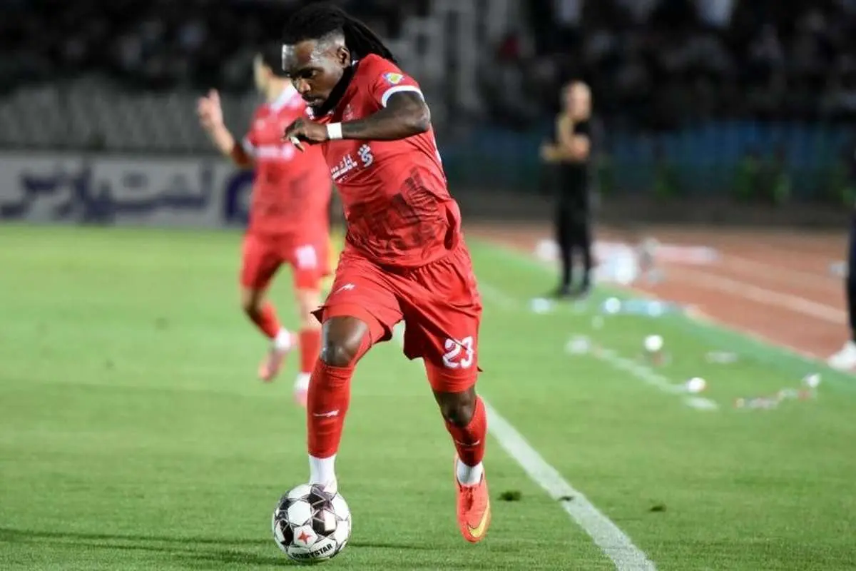 اخبار داغ نقل و انتقالات پرسپولیس | وینگر آفریقایی پرسپولیس ماندنی شد؛ تصمیم نهایی برای سرنوشت یکی از خریدهای خارجی / تارتار و مدیران باشگاه بر سر ماندن یا جدایی این بازیکن به توافق رسیدند؛ پرسپولیس از نیم‌فصل با یک مهره‌ی جدید قوت می‌گیرد