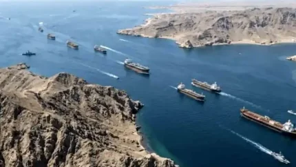 رصد تنگه هرمز با ابزاری فراتر از رادار؛ هدف‌گیری دقیق موتورخانه کشتی‌ها | سپاه: نتایج عملیات، گویای اشراف اطلاعاتی فراتر از تصور دشمن است / از شناورهای بی‌صدای «آژدار» تا انهدام موتورخانه؛ چگونه ایران با سامانه‌های نامرئی، نفتکش‌ها را در تنگه هرمز متوقف می‌کند؟