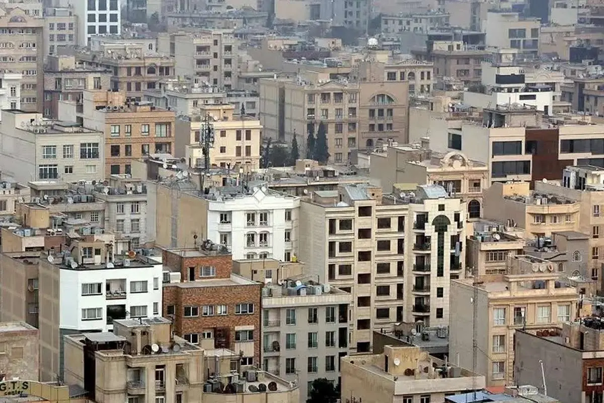قیمت مسکن دوباره بالا می‌رود؟ آخرین نشانه‌ها از آینده بازار ملک / شوک تازه به بازار مسکن؛ آیا موج جدید گرانی در راه است؟ / خانه گران‌تر می‌شود؟ پیش‌بینی جدید از مسیر قیمت مسکن، خریداران را نگران کرد
