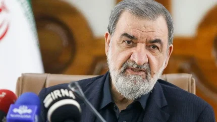 اخبار فوری تنگه هرمز | محسن رضایی شروط ایران برای بازگشایی تنگه هرمز را اعلام کرد؛ توقف جنگ در لبنان و غزه و عقب‌نشینی رژیم صهیونیستی از اراضی اشغالی، پیش‌شرط هرگونه تفاهم با آمریکا / دبیر شورای عالی امنیت ملی: تا زمانی که آمریکا رفتار خود را تغییر ندهد و شروط ایران را نپذیرد، تنگه هرمز باز نخواهد شد