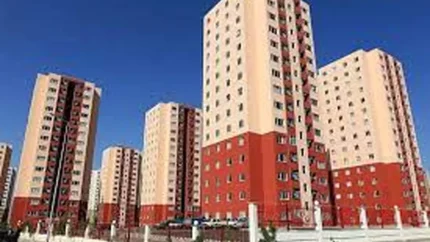 اخبار فوری اقتصادی و مسکن | خبر خوش برای متقاضیان نهضت ملی مسکن؛ سقف وام ساخت مسکن به ۸۰۰ میلیون تومان افزایش یافت / افزایش ۱۴ درصدی وام مسکن ملی؛ سقف تسهیلات برای پروژه‌های روستایی به ۶۵۰ میلیون و برای شهرهای جدید به ۸۵۰ میلیون تومان رسید