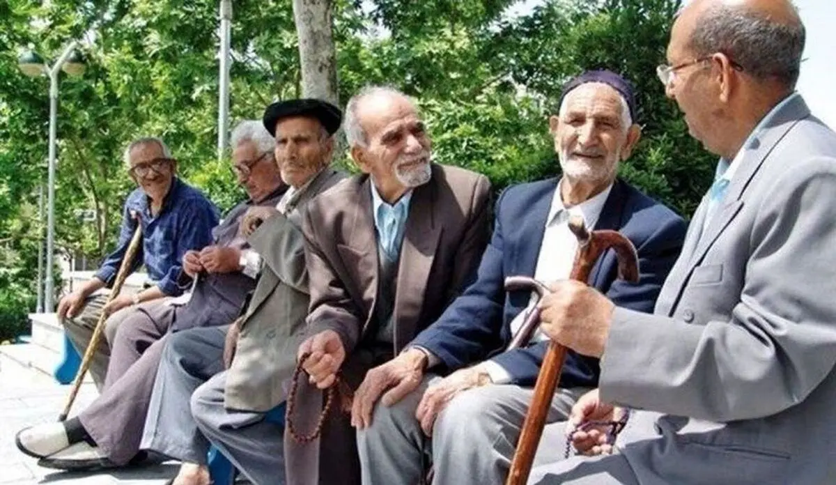 خدمات بانک تجارت به بازنشستگان؛ از پروفایل آنلاین تا تسهیلات ویژه