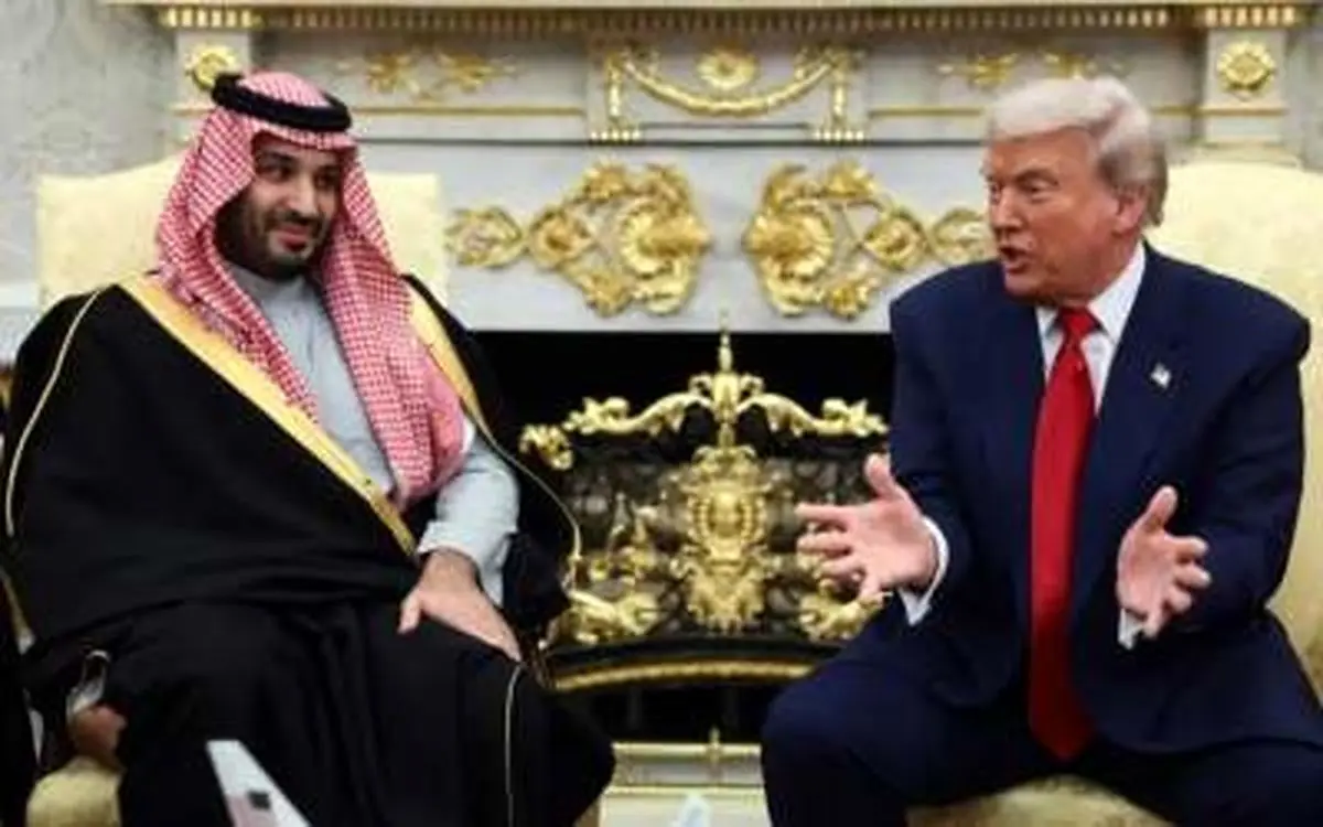 تنش‌ های نظامی ایران، عربستان و آمریکا | بن‌ سلمان در تماس تلفنی با ترامپ خواهان خودداری از حمله گسترده به ایران شد / ولیعهد سعودی در نشست ۱۵۰ دقیقه‌ای با ترامپ: هرگونه حمله گسترده به ایران، قیمت نفت را به ۲۰۰ دلار می‌رساند و منطقه را به لبه پرتگاه می‌کشد