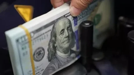 پیشبینی قیمت دلار فردا چهارشنبه ۲۸ مرداد ۱۴۰۵؛ بازار در انتظار سیگنال سیاسی و مقاومت روانی ۱۸۸ هزار تومانی