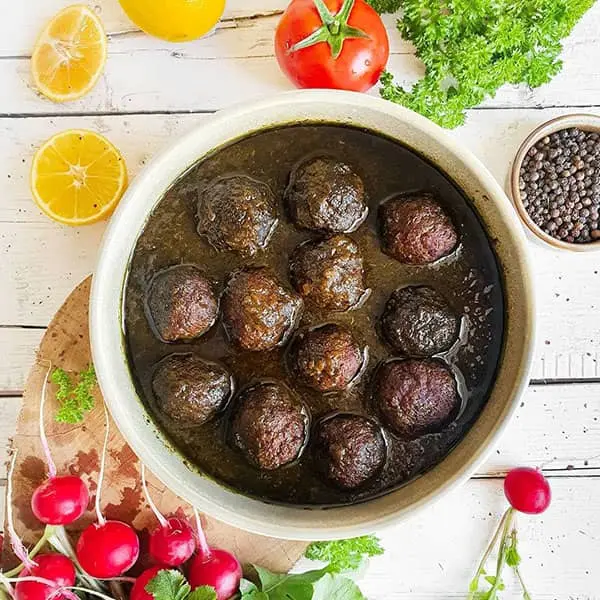 خورشت داود پاشا؛ شاهکار خوش‌عطر آشپزی ترکیه / طرز تهیه خورشت داود پاشا مجلسی با قلقلی‌های لذیذ / فوت‌وفن پخت یک غذای اصیل و متفاوت برای سفره ایرانی