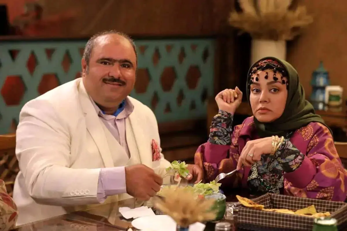 استایل ساحلی شیرین نون خ خبرساز شد؛ ظاهر متفاوت بازیگر «نون خ» نگاه ها را به خود خیره کرد / شیرین نون خ با یک تیپ تابستانی خاص دیده شد؛ استایل متفاوت بازیگر نون خ سوژه فضای مجازی شد