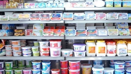 بازار خوراکی‌ها دو چهره شد؛ افت قیمت بعضی کالاها در کنار تداوم گرانی روغن و لبنیات / قیمت مواد غذایی زیر ذره‌بین؛ چرا برخی اقلام ارزان و برخی دیگر همچنان صعودی هستند؟